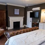 The Dwight D, A City House Hotel