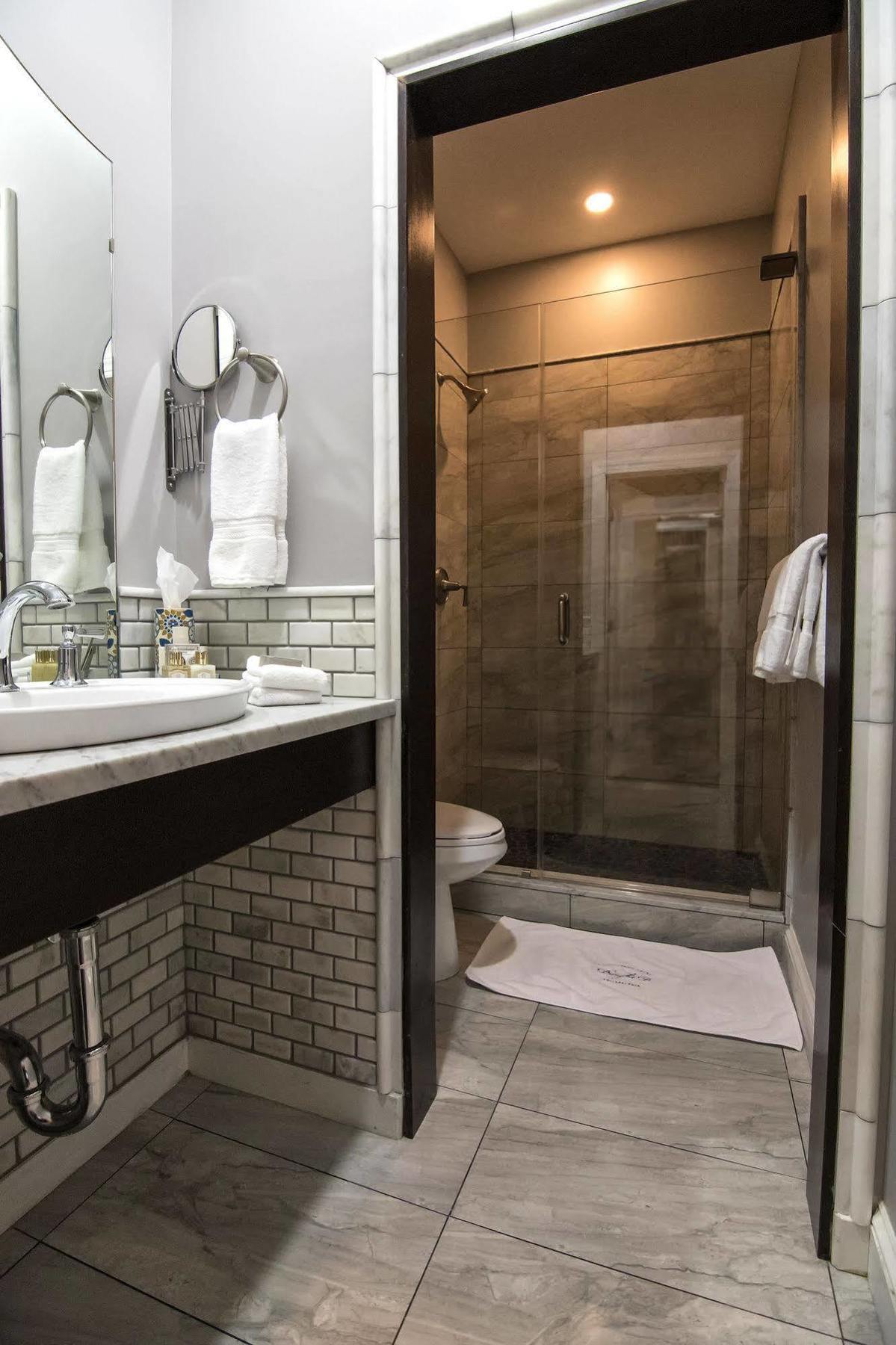 Hotel The Dwight D, A City House Philadelphia